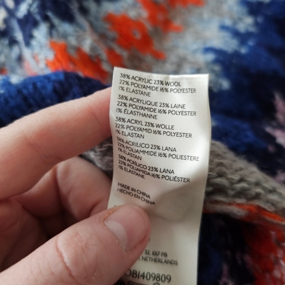 Free People Home for The Holidays Sweater. - Picture 8 of 9